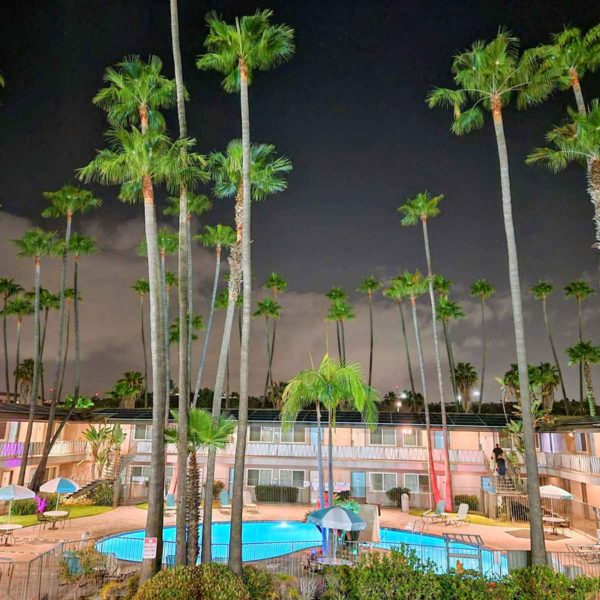 kings inn san diego hotel with pool